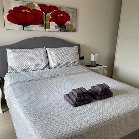 Апартаменты Flamingo *